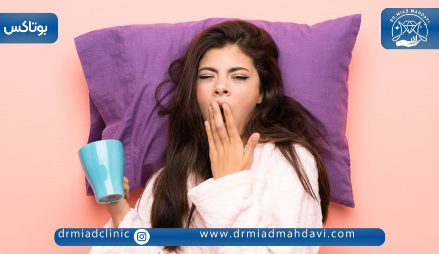 نکات طلایی درباره نحوه صحیح خوابیدن بعد از بوتاکس 3 بعد از بوتاکس میشه به پهلو خوابید؟